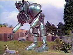Robot (Doctor Who).jpg