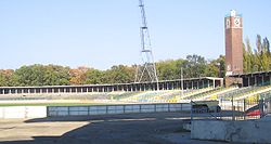 Wroclaw stadion olimpijski z bramy.jpg