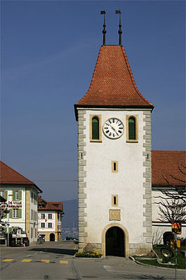 Cudrefin - Cudrefin village clock tower