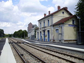 Gare de Mareuil-sur-Ourcq 02.jpg