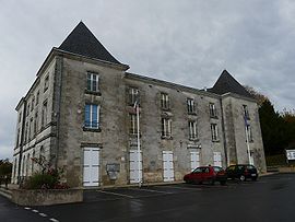 Mensignac bâtiment mairie (6).JPG