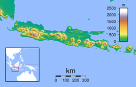 Raung is located in Java Topography