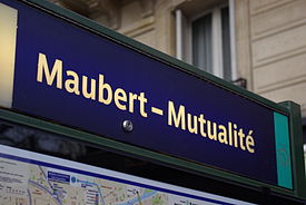 Paris Metro Maubert - Mutualité 002.JPG