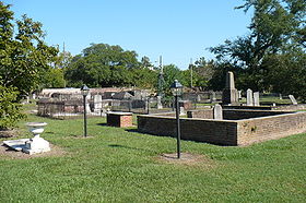 Church Street Graveyard 03.JPG