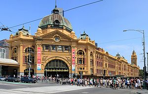 Main entrance to the station on the corner of Flinders and Swanston Streets