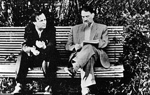 Andrei Sakharov and Igor Kurchatov.jpeg