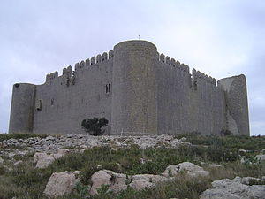 Castell del Montgrí vista Nord.jpg