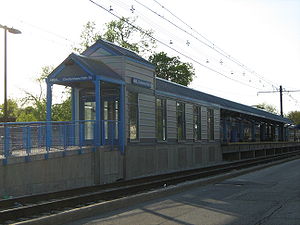 Cheltenham (79th Street) Metra Station.jpg