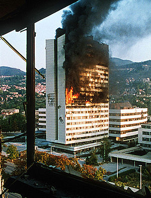 Evstafiev-sarajevo-building-burns.jpg