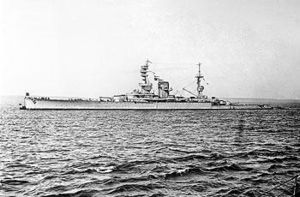 HMS Courageous WWI.jpg