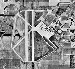 Hutchinson Air Force Station - Kansas - 1 October 1991.jpg