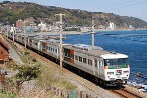 JR East 185 Limited Express Odoriko.jpg