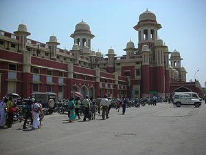 Lucknow station.jpg