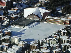 Luftbild Eisstadion Davos.jpg