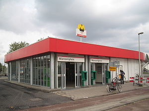Marconiplein metro.jpg