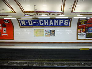 Metro Paris - Ligne 12 - Station Notre-Dame-des-Champs - Faience.jpg