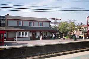 Mineola LIRR Station.jpg