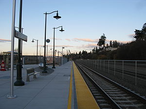Mukilteo Station platform.jpg