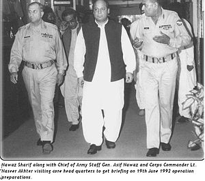 Nawaz Shariff with General Asif Nawaz.jpg
