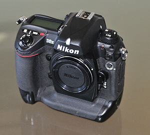 Nikon D2h DSLR