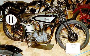 Norton International M30 500 cc OHC Racer 1937.jpg