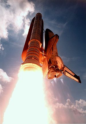 Columbia launches on STS-78