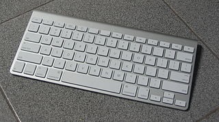 Apple-wireless-keyboard-aluminum-2007.jpg