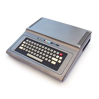 TRS-80 Color Computer 1 front right.jpg