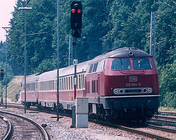 Class 218 with TEE 66 in Geltendorf