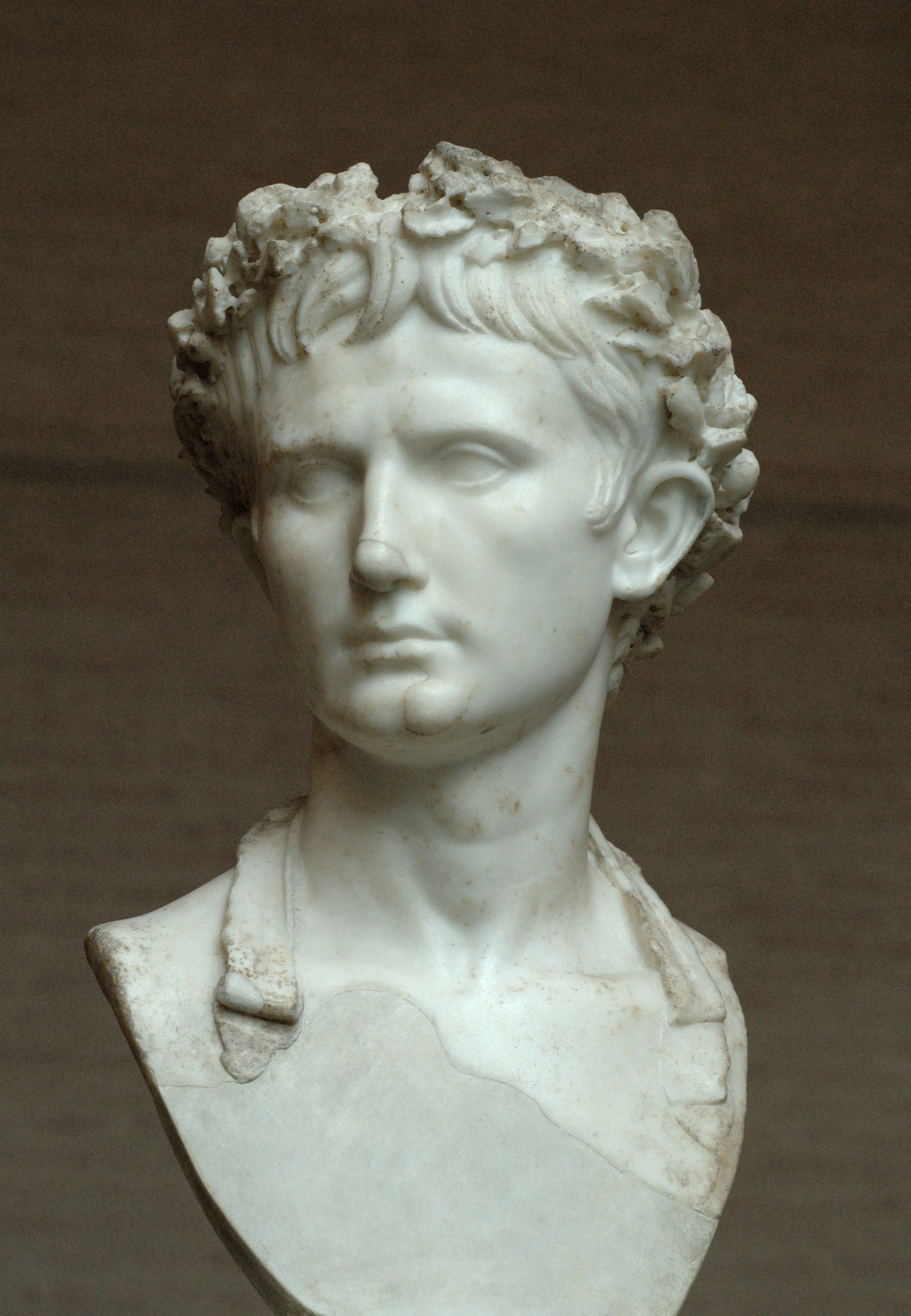 Реферат: Augustus Caesar Essay Research Paper Augustus CaesarIn