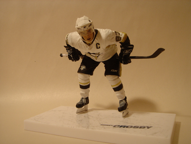 McFarlane NHL Sports Picks Series 21 Sidney Crosby Action Figure (Powder Blue  Jersey) 