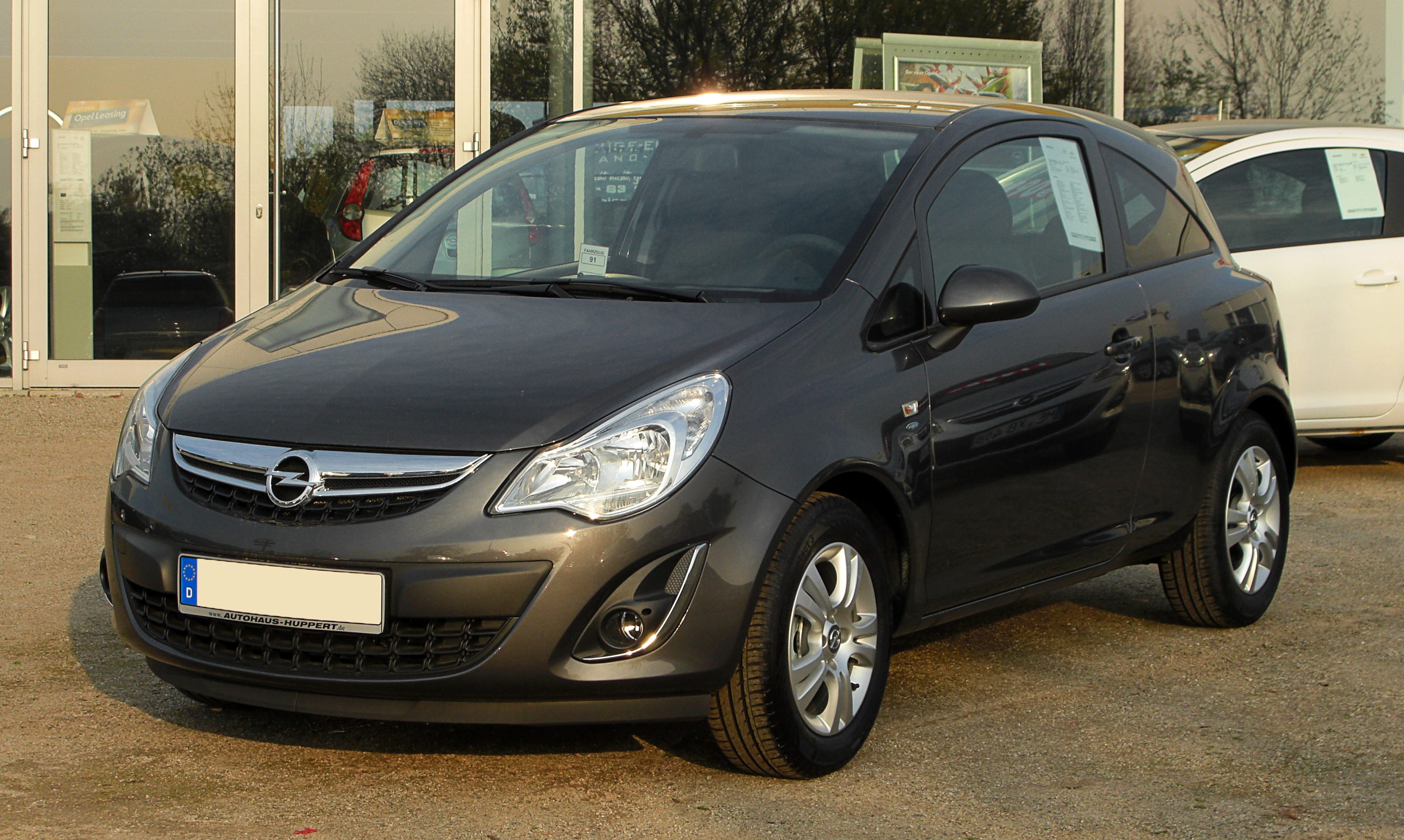 File:Opel Astra 1.6 Selection (G) – Frontansicht, 21. Juni 2011