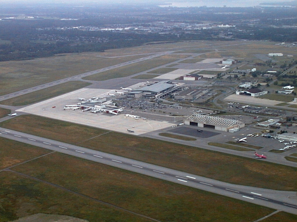 Tote Bag - YOW - Ottawa Macdonald–Cartier Intl Airport - Ontario, Canada -  IATA code YOW