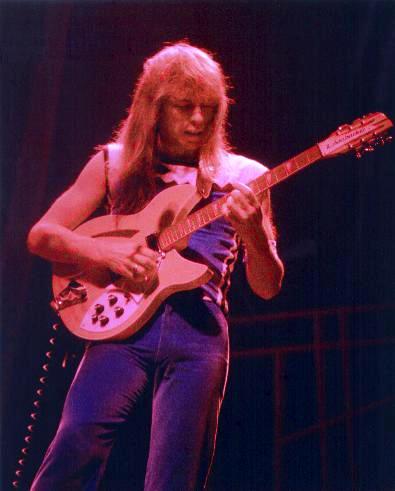 Steve Howe (guitarist)